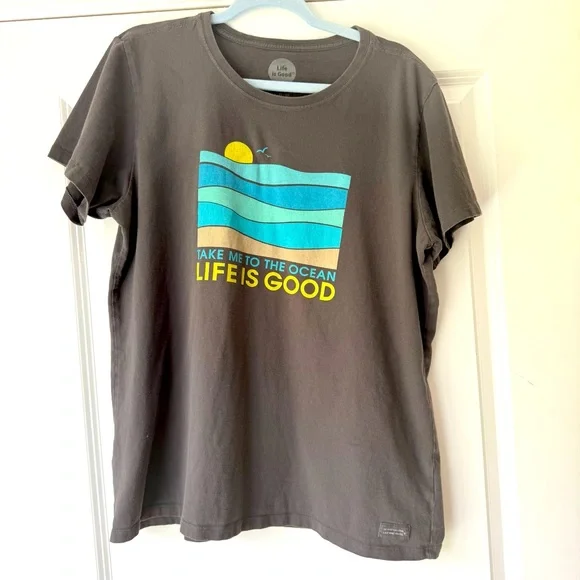 Life is Good Gray T-Shirt with Fun Graphic and “Take Me to the Ocean” text, XL - Picture 1 of 7